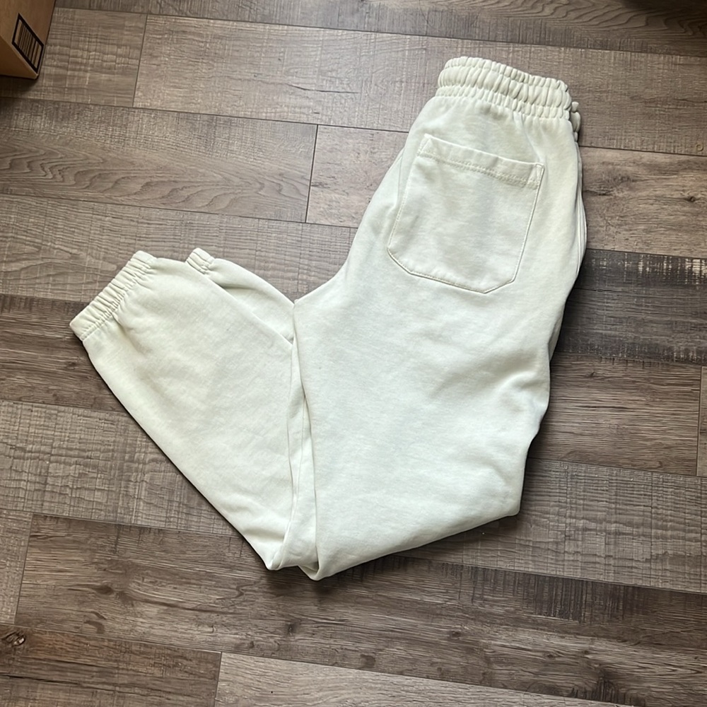 Sweatpants - Picture 3 of 6